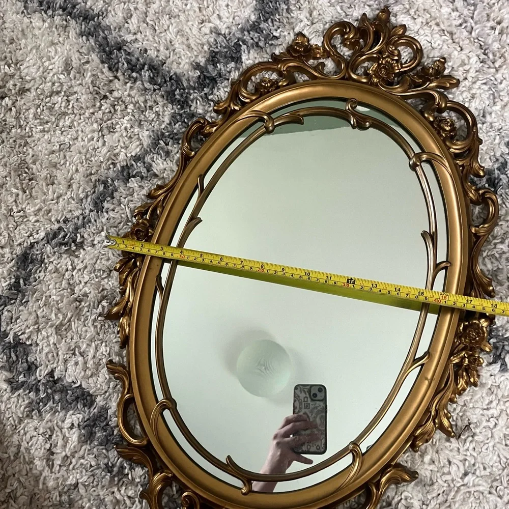 Vintage Syroco Ornate Gold Oval Wall Mirror